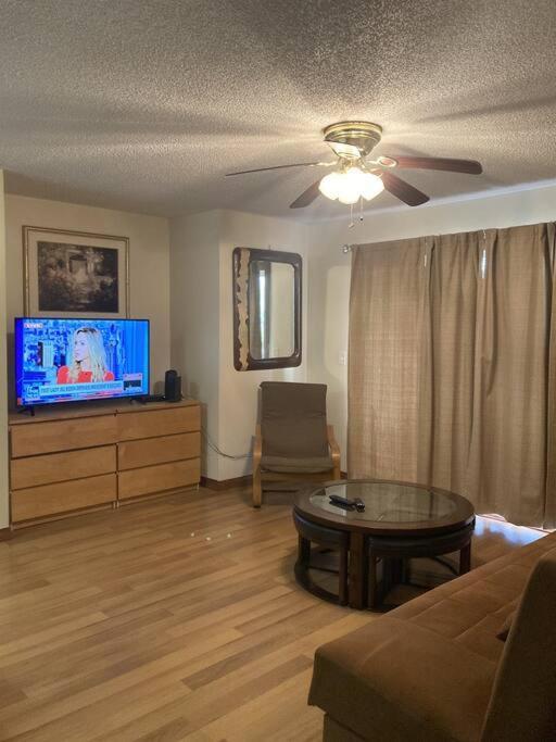 טאמפה Lakeview Condo In Gated Community מראה חיצוני תמונה