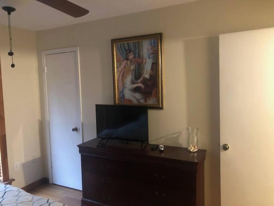 טאמפה Lakeview Condo In Gated Community מראה חיצוני תמונה
